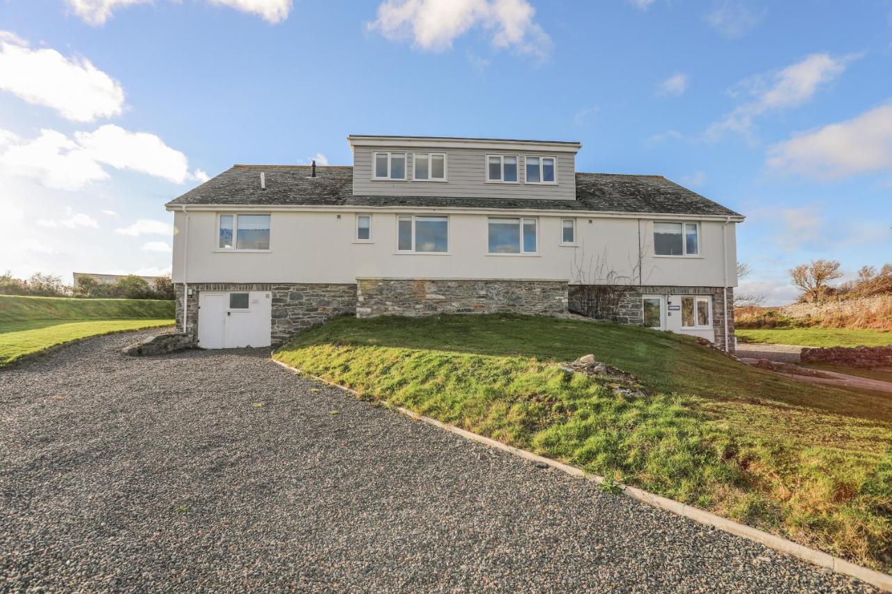 Southcott Apartment Trearddur Exterior foto