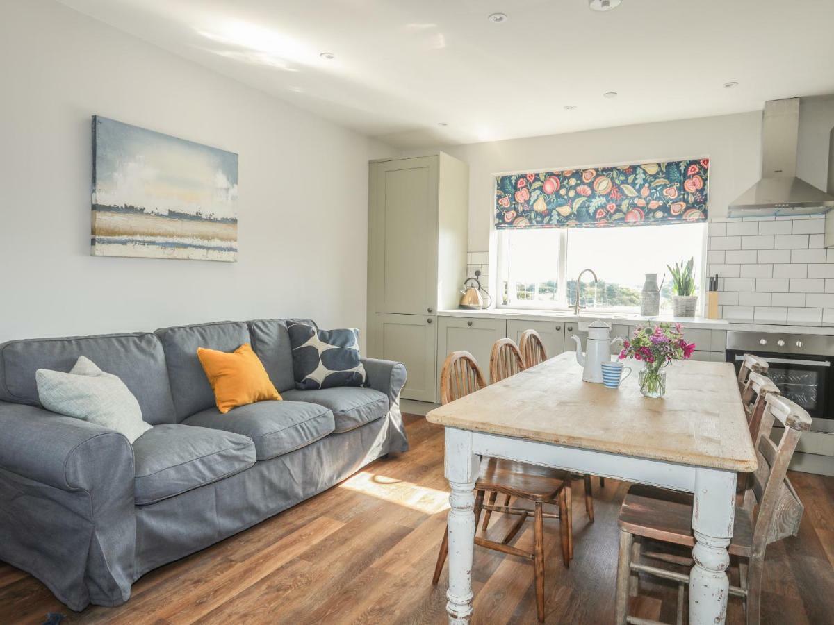 Southcott Apartment Trearddur Exterior foto